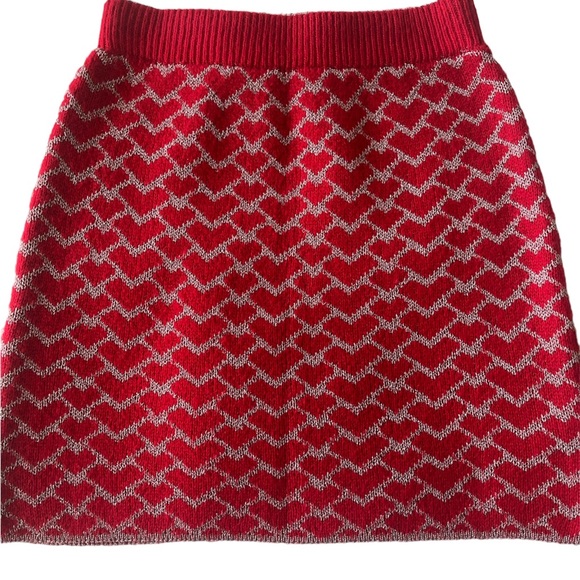 Lili Sodonio Red and Silver heart knit skirt - Picture 6 of 6